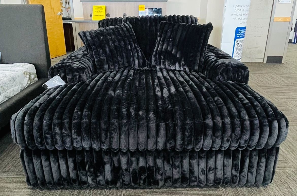 Oversized Black Chaise