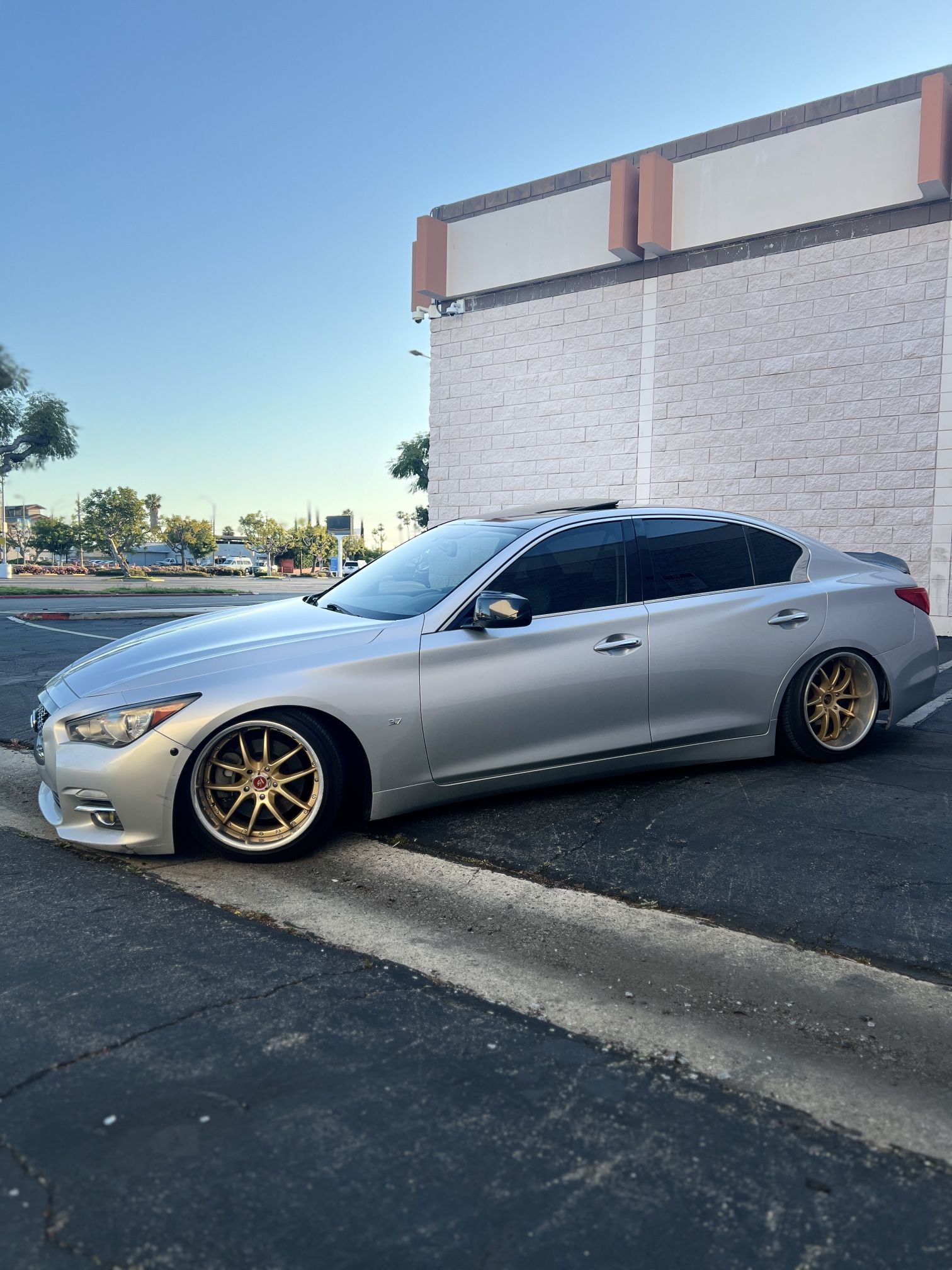 2015 Infiniti Q50