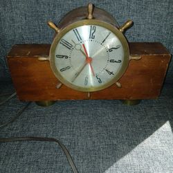 Antique Mantle Clock