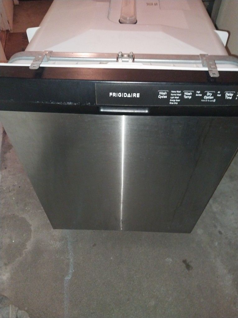 Frigidaire Dishwasher