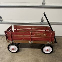 Radio Flyer Town & Country Vintage Wagon