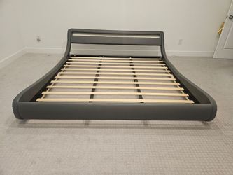 King Size Bed Frame With Light , Gray Color, Leather, Good Conditions 👍