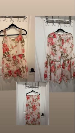 Pretty flower printed kurtha set (Top, Bottom and Shwal)