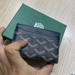 BLACK MENS GOYARD CARDHOLDER 