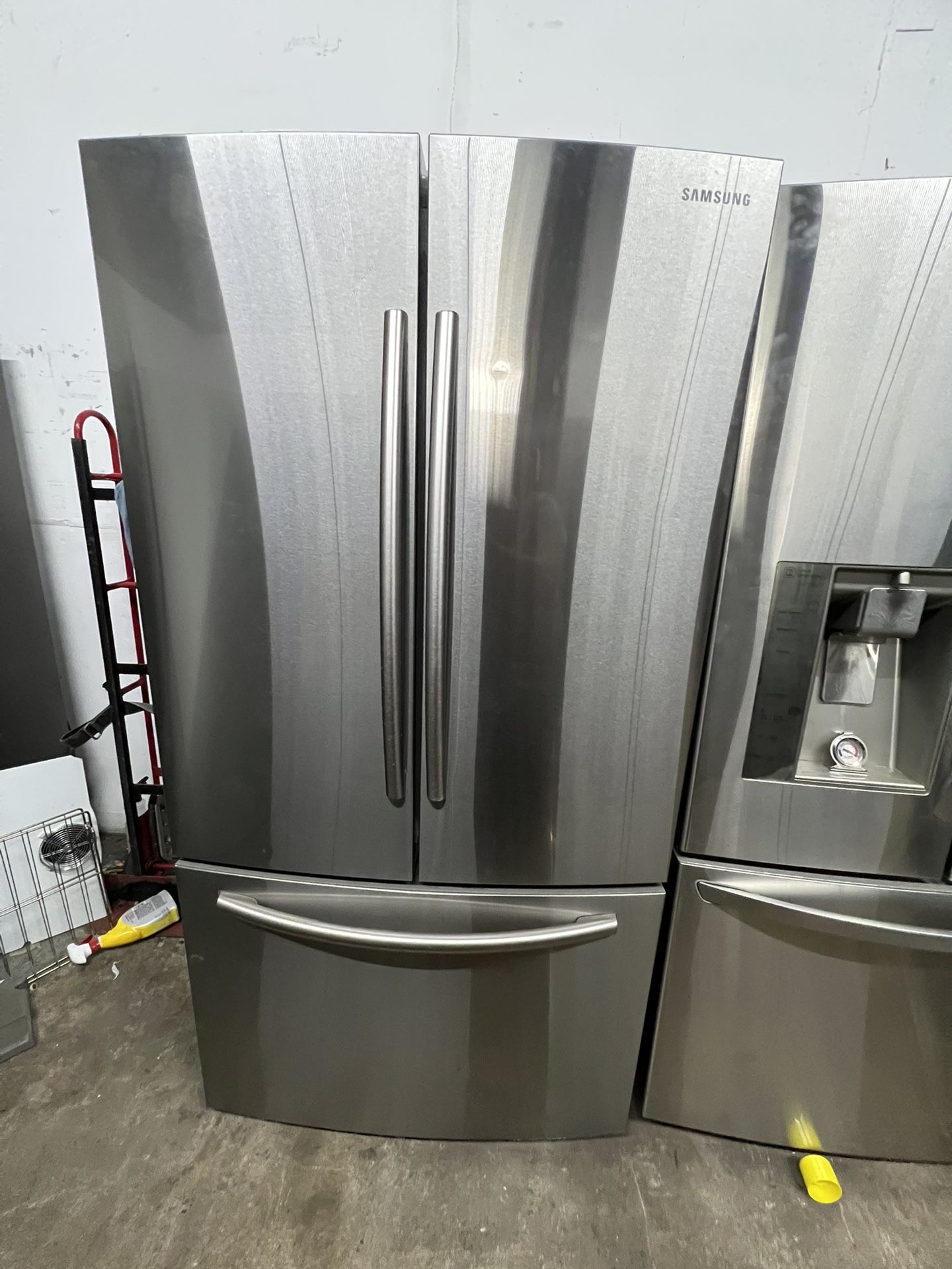 36β inch Samsung French Door refrigerator Stainless Steel/ Nevera Tres Puertas