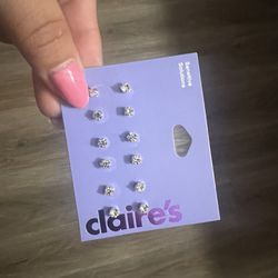 Claire’s Ear Jewelry 