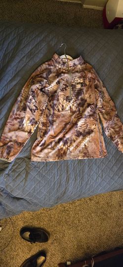 Kryptek valharra 2 long sleeve quarter  zip !