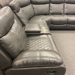 NEW Grey Sectional in Manual or POWER