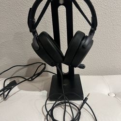 Steel Series Headset w/ Stand