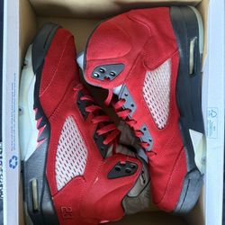 Jordan 5s Raging Bulls 