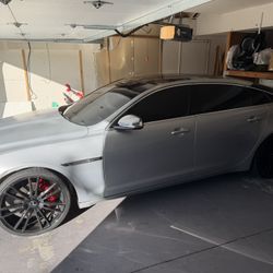 2012 Jaguar XJ-Series