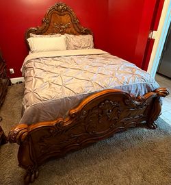 Queen bed