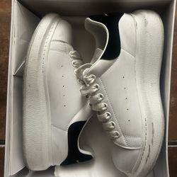 ALEXANDER MCQUEEN