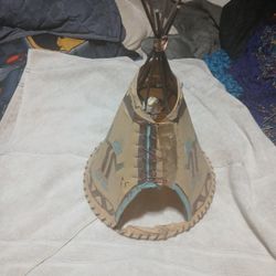 Teepee Lamp