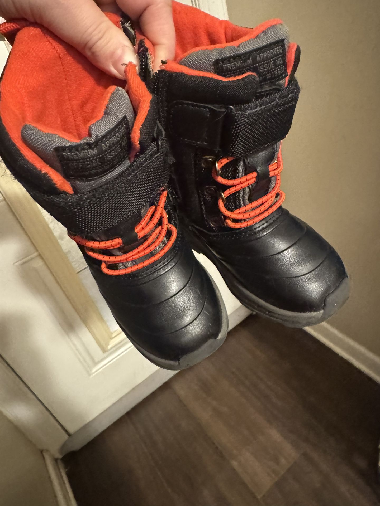 Toddler Size 9 Boots