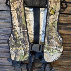 Hunter Safety System Harness System Vest Hunting Camo Realtree S/M Up To 175lbs
