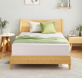 Full size mattress, 12 inch brand new still in box