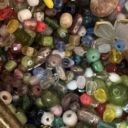 Great Vintage Bead Mix- See Photos!