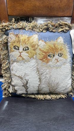 Kitty Pillow