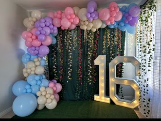 Balloon garland