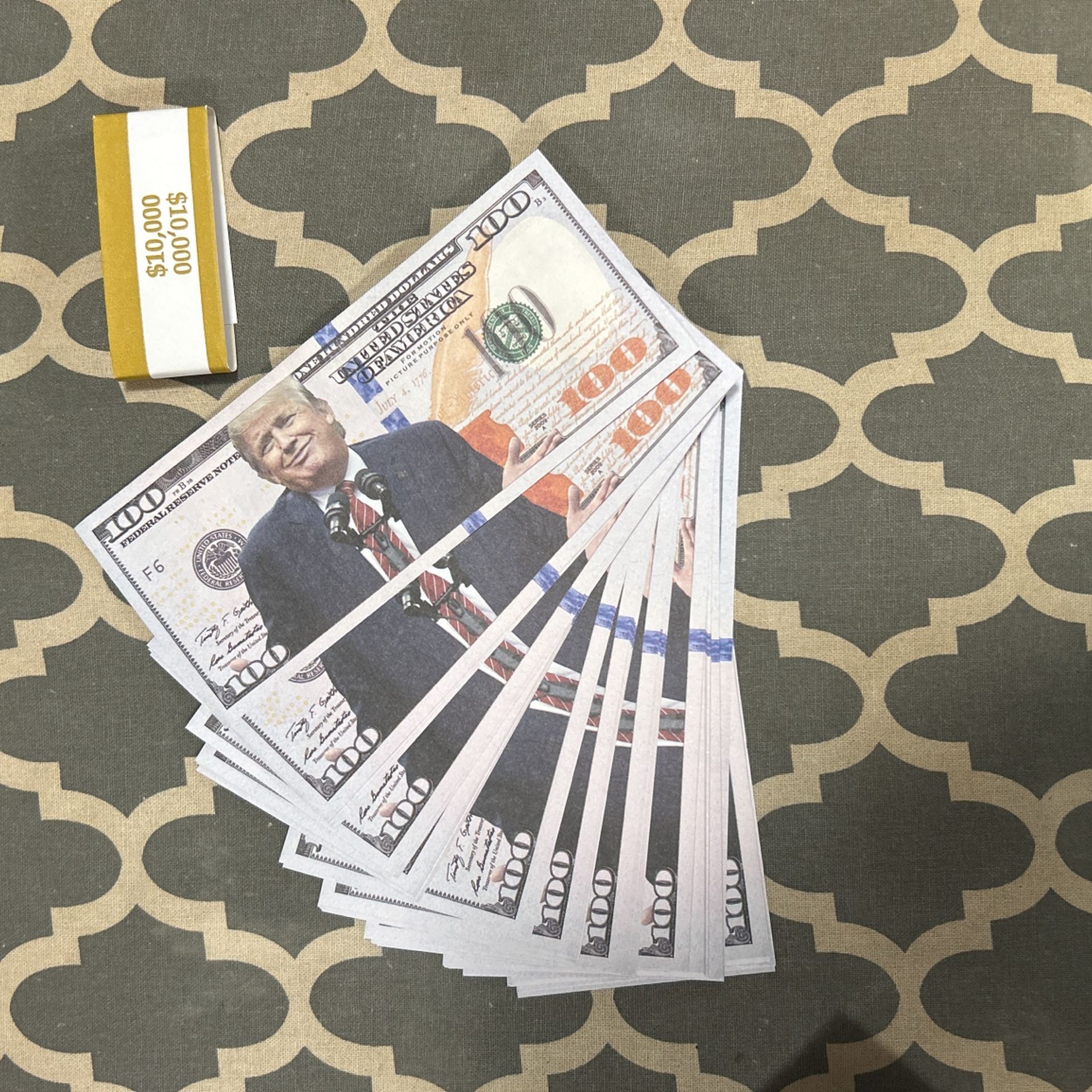 PRESIDENT DONALD TRUMP $100