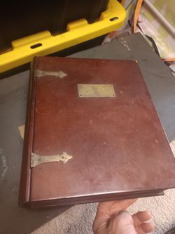 Vintage Bombay company wooden book box