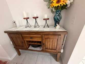 Wood cabinet