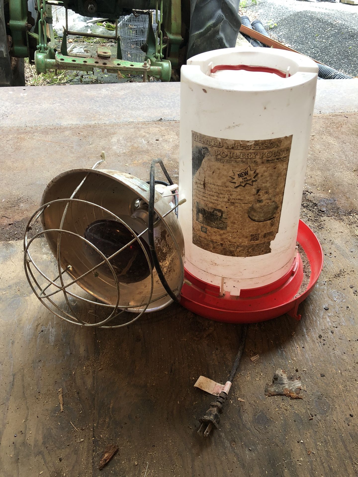 Feeder And Light