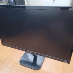 LG 24" Monitor