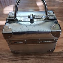 Vintage 90s Y2K Metallic Box Handbag/Purse for Sale in Peoria, IL - OfferUp