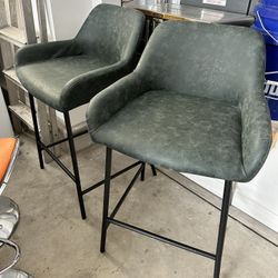 Bar stools x2