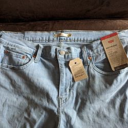 Women's Levi's Jeans 