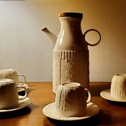 Antique White Embossed Ceramic Porcelain Tea Set Dinnerware 4 Cups 1 Teapot