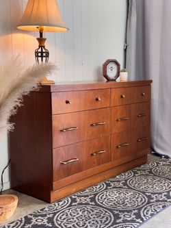 MCM 6-drawer low boy walnut dresser - FREE DELIVERY