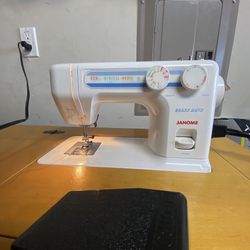 Janome Foldable Sewing Machine 