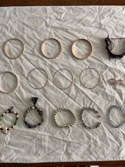 Women’s jewelry