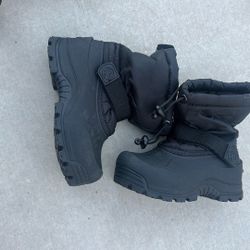 Snow Boots