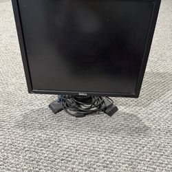 Dell 17" monitors in working condition