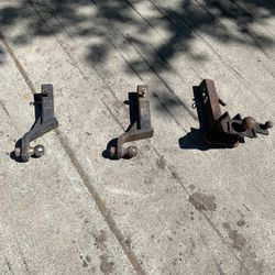 Trailer Hitches $10 Ea Pick up in Maltby 