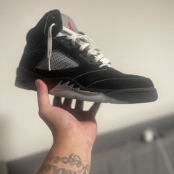 Black Metallic 5s Sz 10.5