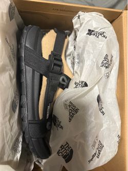 The North face sandals