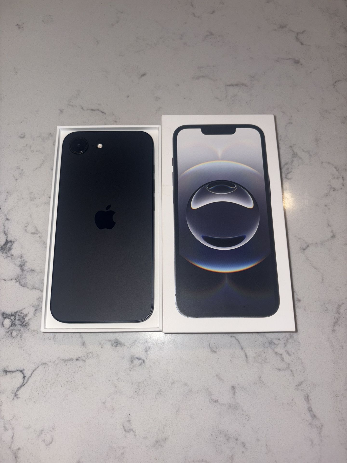 (Verizon Only) iPhone 16e