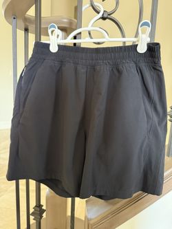 Lululemon Pace Breaker Linerless Short 5”