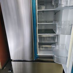 HISENSE REFRIGERATOR FRENCH DOOR 