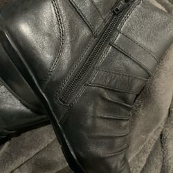 Ladies, black leather upper size 6 short boots by Naturalizer