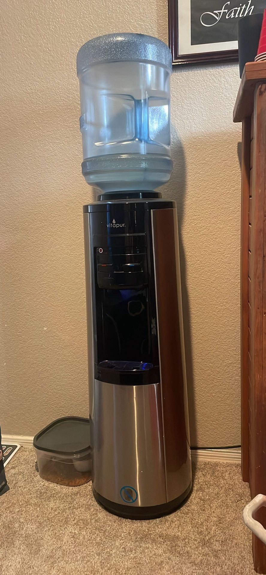 Water Dispenser 