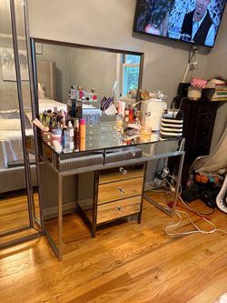 Mirrored Vanity Desk and three Drawers chest