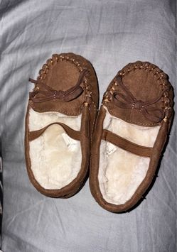 Brown Moccasin Slippers with Faux Fur Lining
