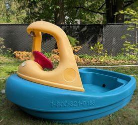 Tug boat Sandbox Little Tikes Blue & Yellow Cozy Coupe Boat