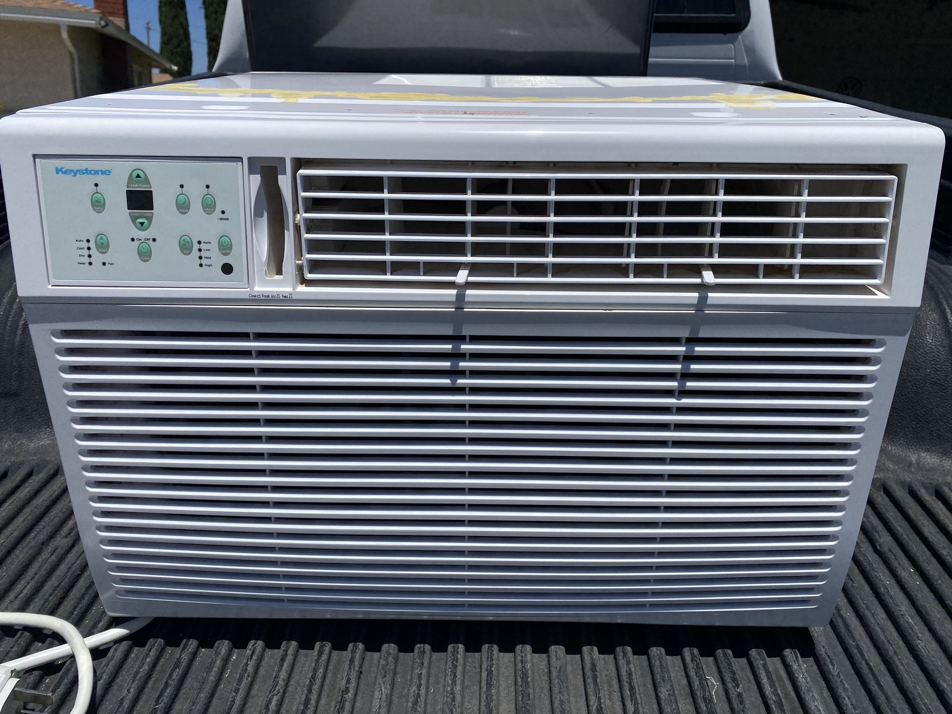 AC Keystone Window AC 25,000btu 220V House AC/ Heater